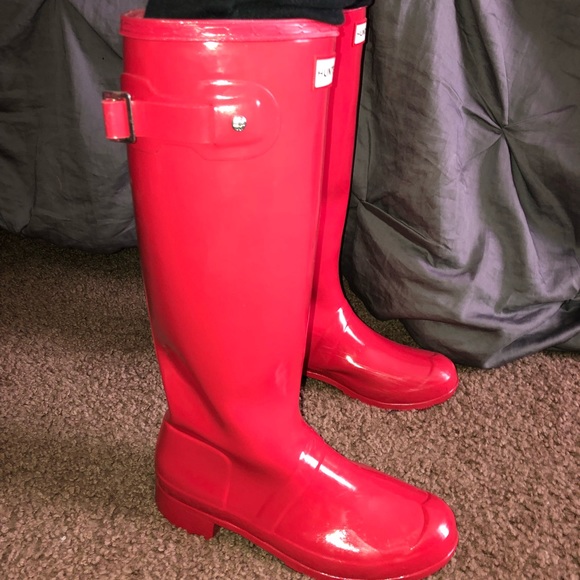 Red hunter boots size 6 - Picture 3 of 3
